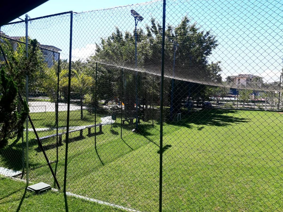 Condominio Com Muita Diversao Toninhas Ubatuba Esterno foto
