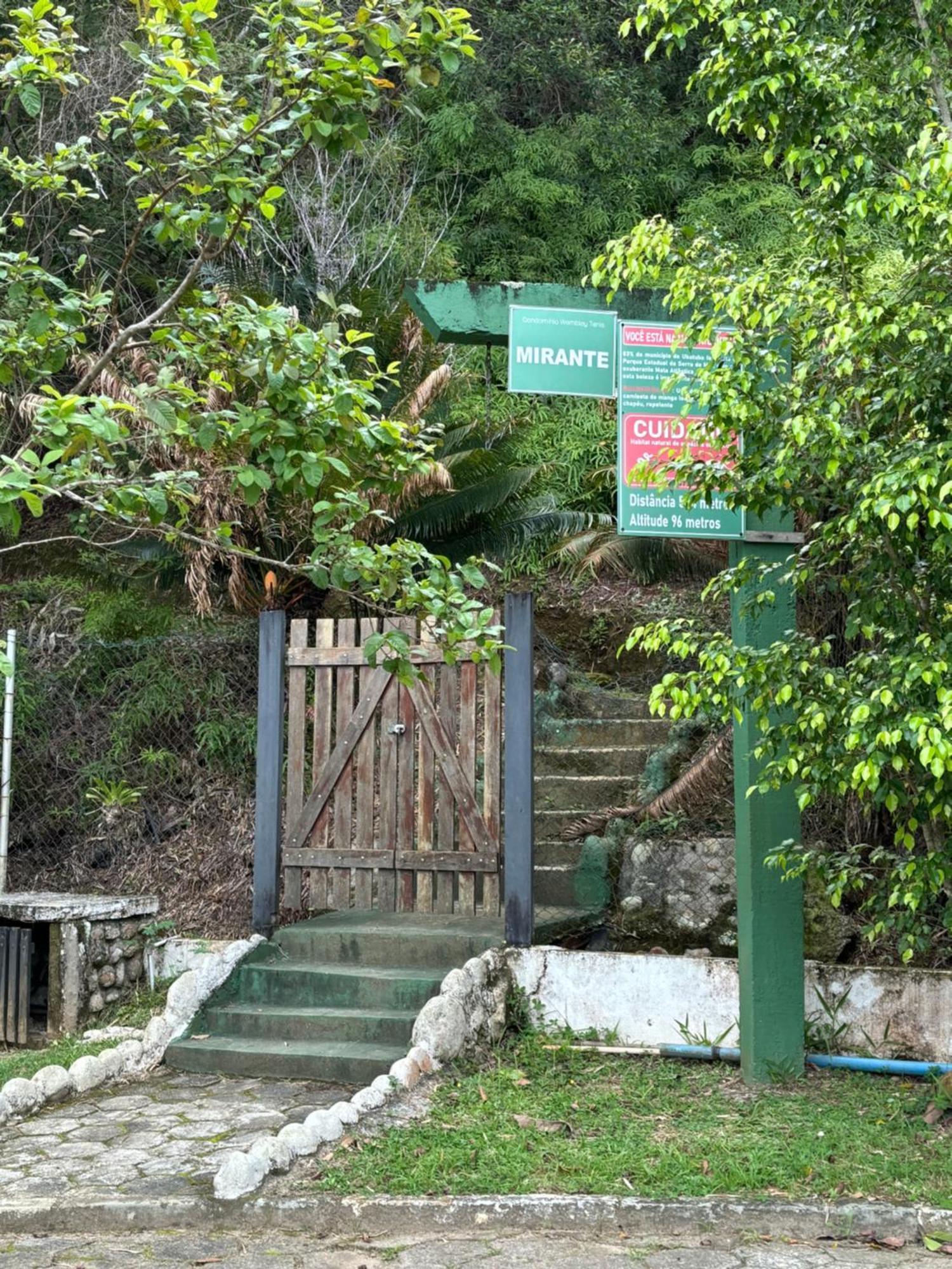 Condominio Com Muita Diversao Toninhas Ubatuba Esterno foto